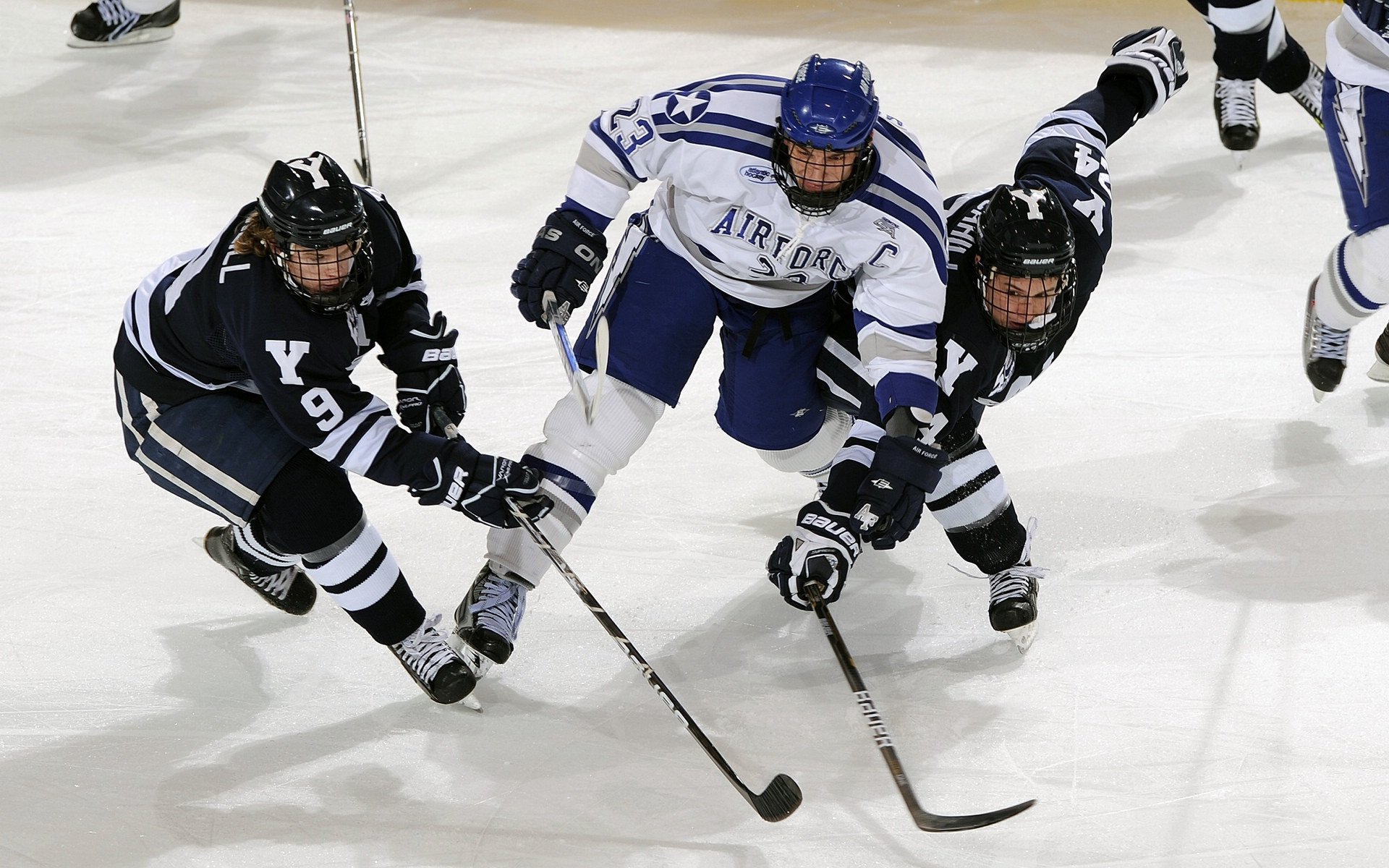 战队新logo发布强化品牌辨识度，战队loge